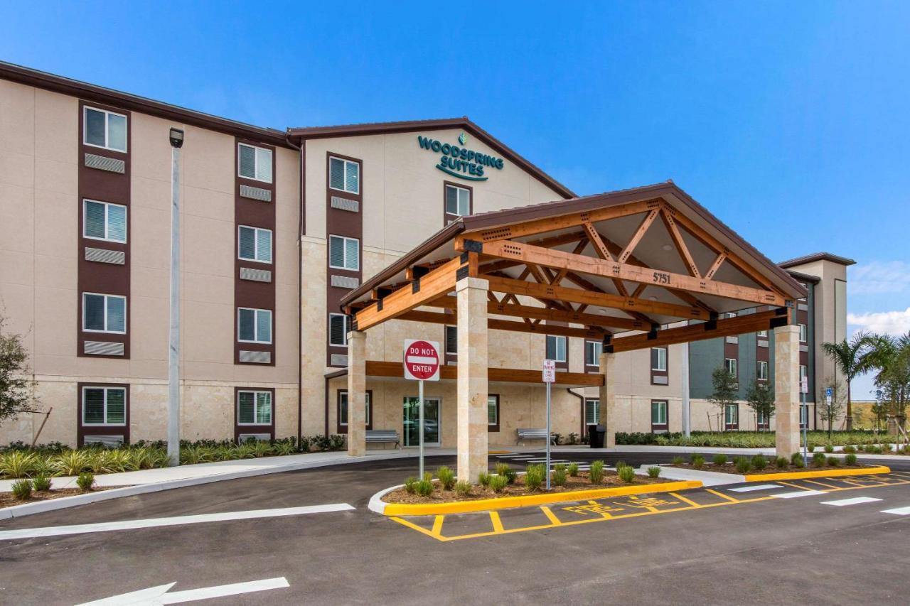 Woodspring Suites Tamarac Exterior photo