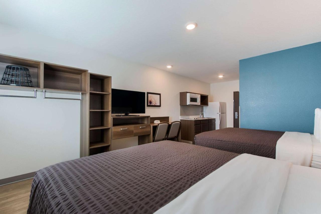 Woodspring Suites Tamarac Exterior photo